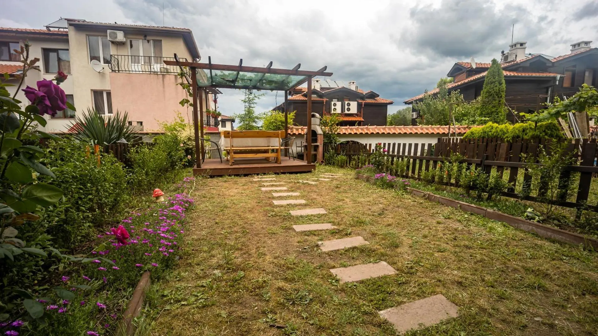 Sea Dreams Holiday Home Созополь